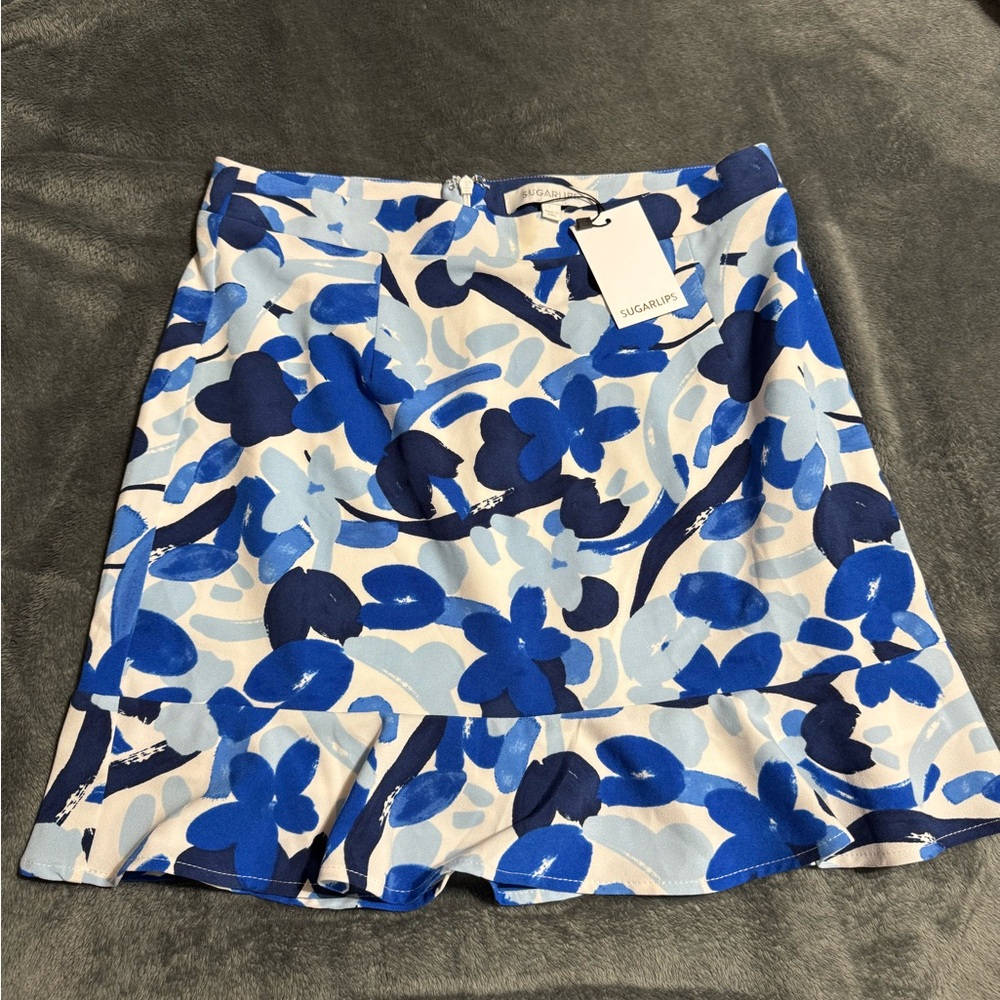 Sugarlips Gypsum Berry Floral Aubrielle Ruffle  Mini Skirt Blue White